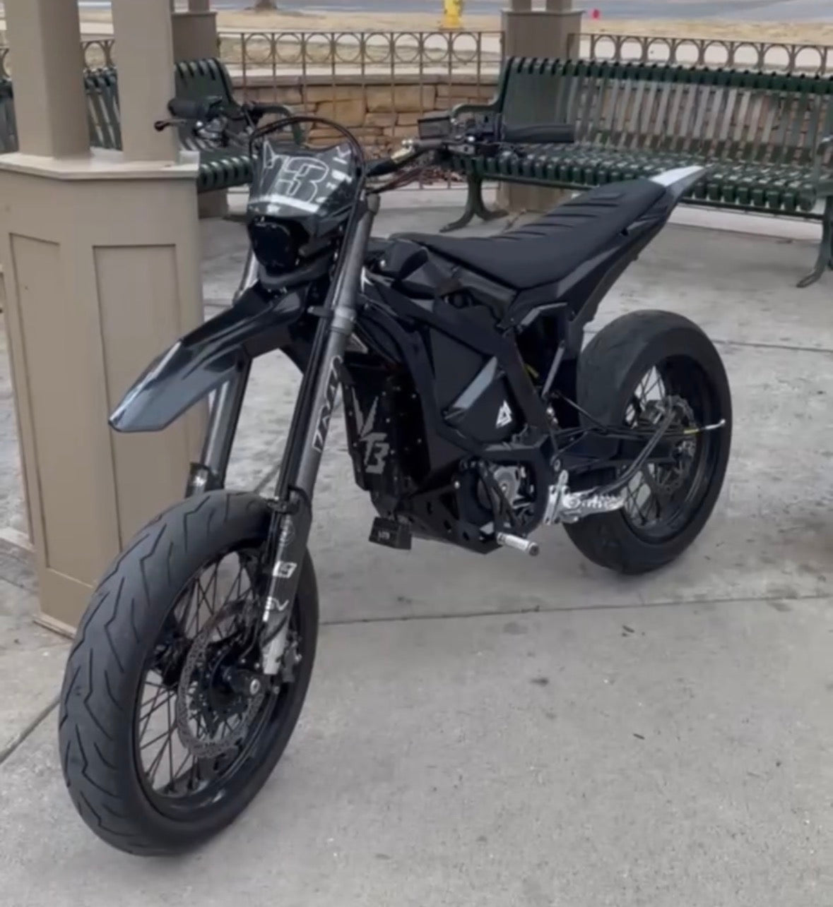Ultra bee mods